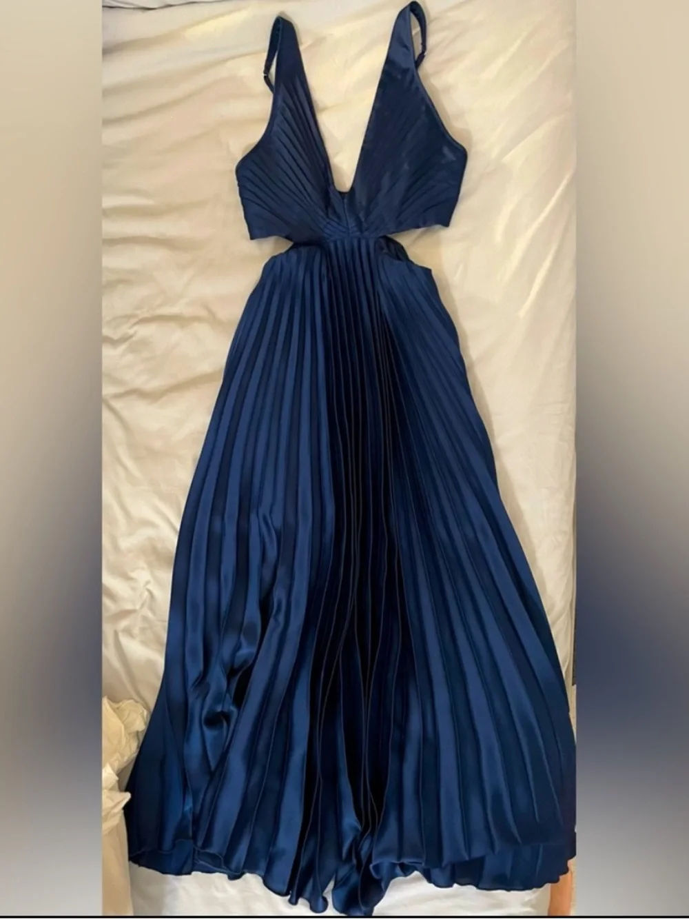 Abercrombie Giselle Pleated Cutout Maxi Dress